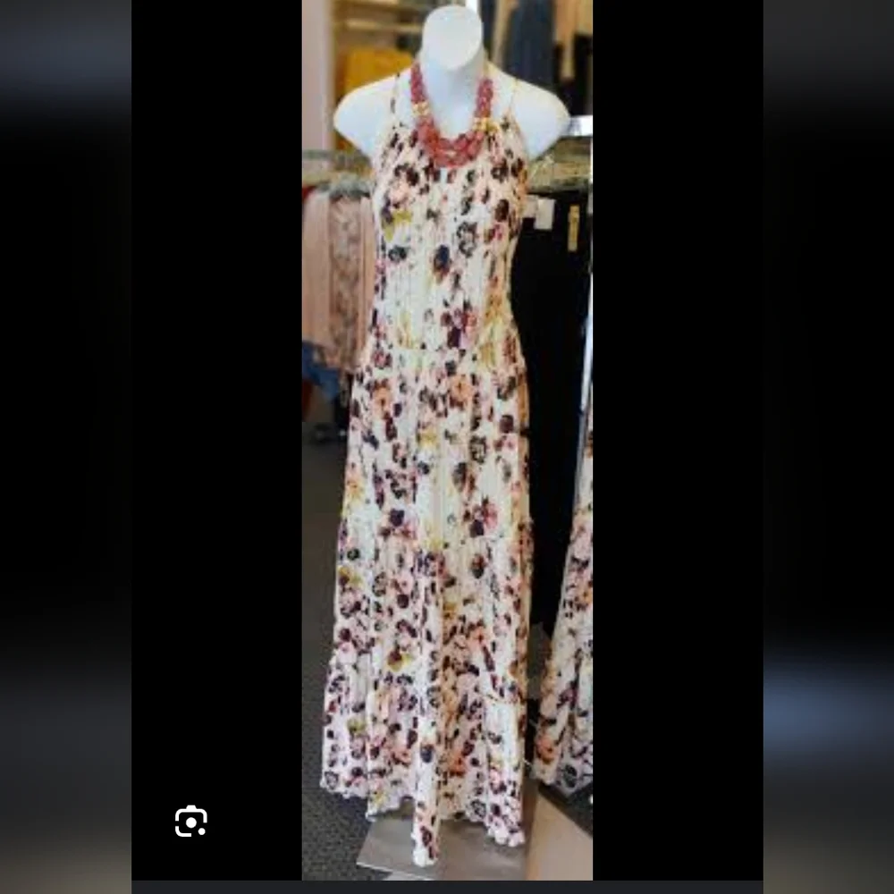 Floral Maxi Dress - Cream and Pink - Picture 3 of 5